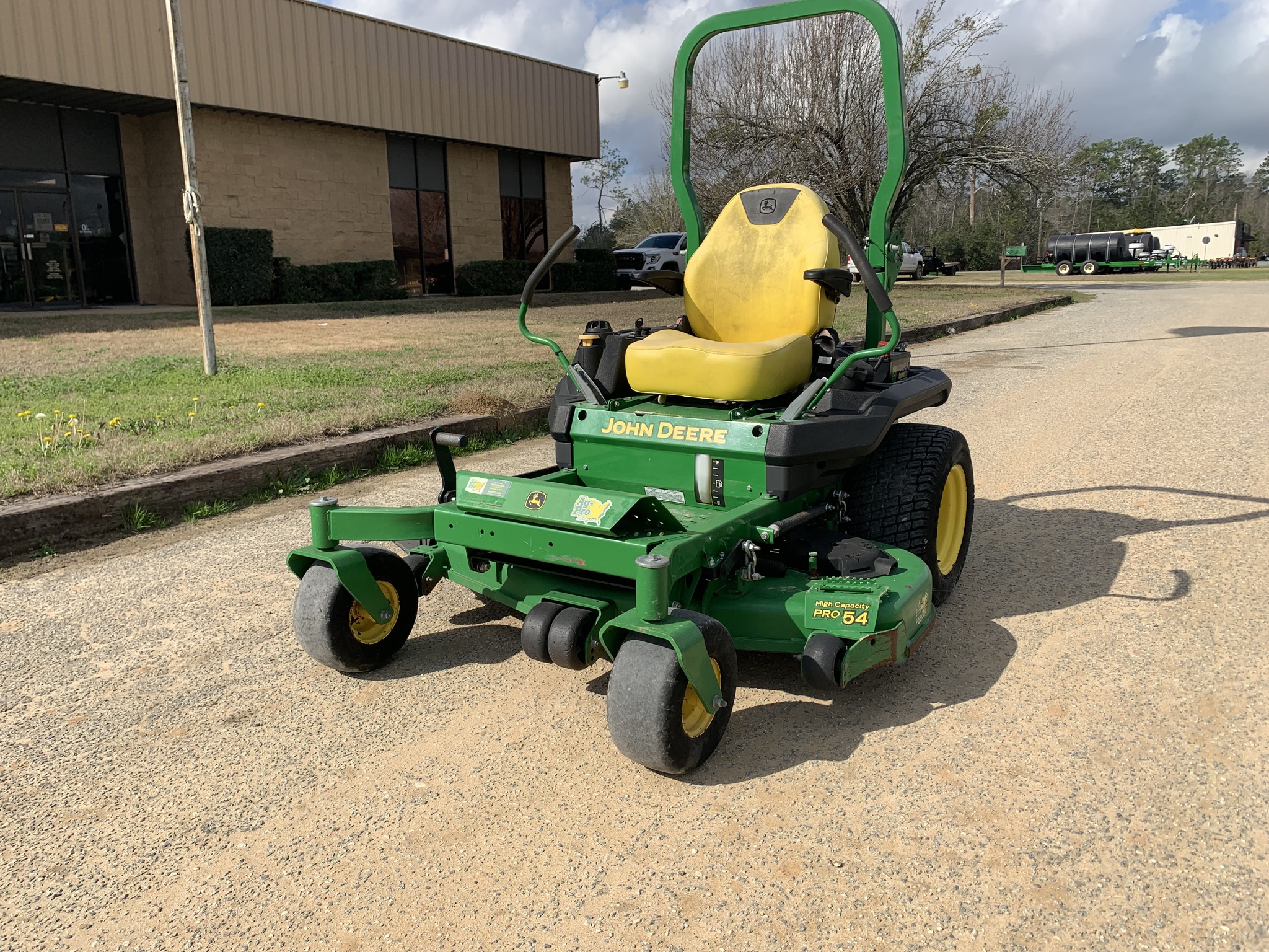 2019 John Deere Z730M Image 1