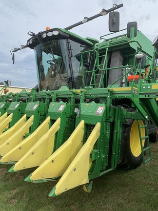 2019 John Deere CP690 Photo 5