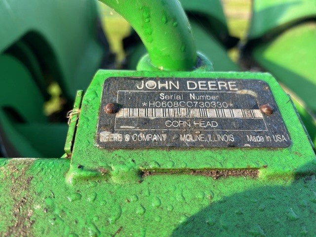 2009 John Deere 608C StalkMaster Corn and Row Crop headers