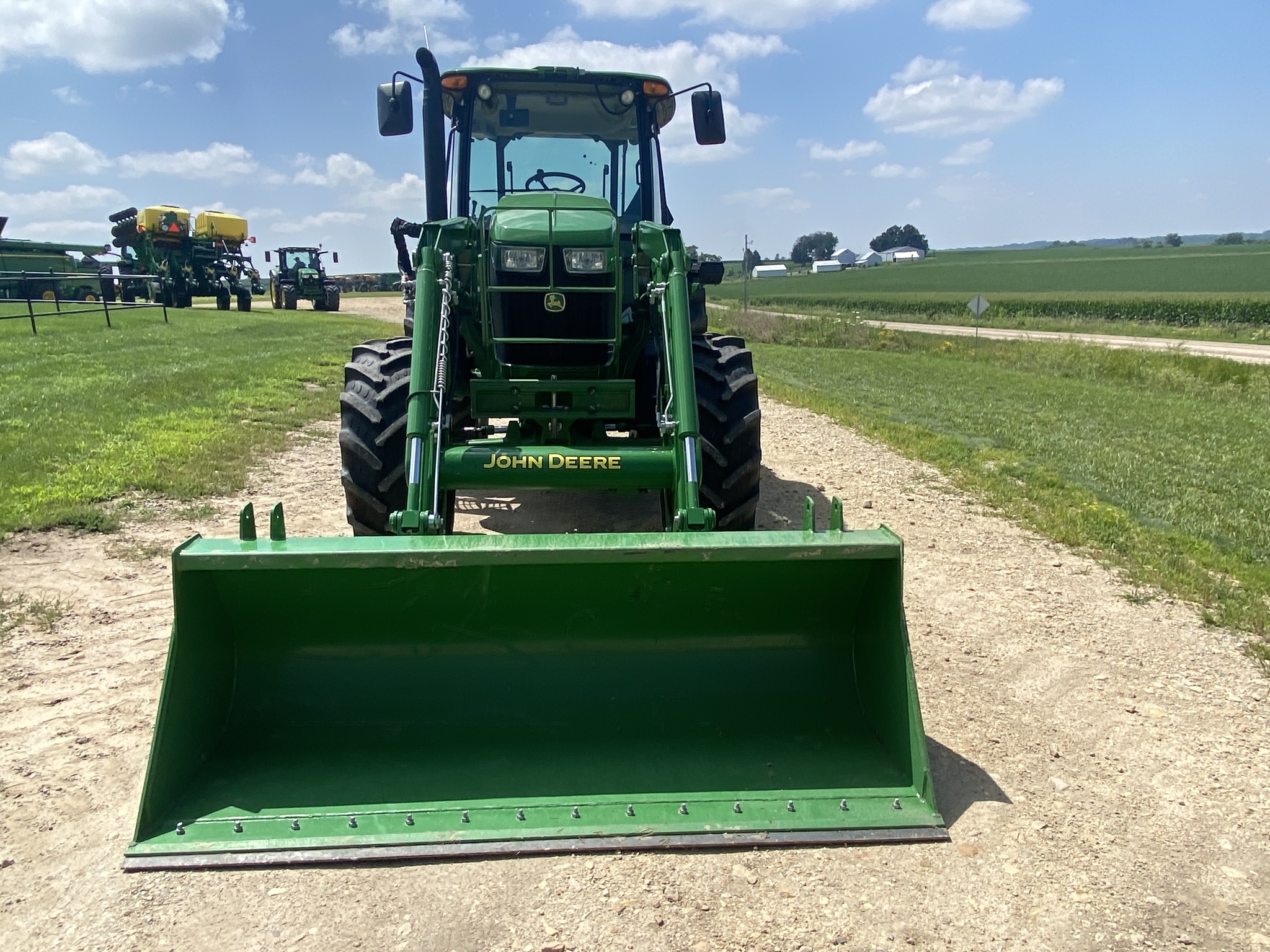 2023 John Deere 6105E Image 2