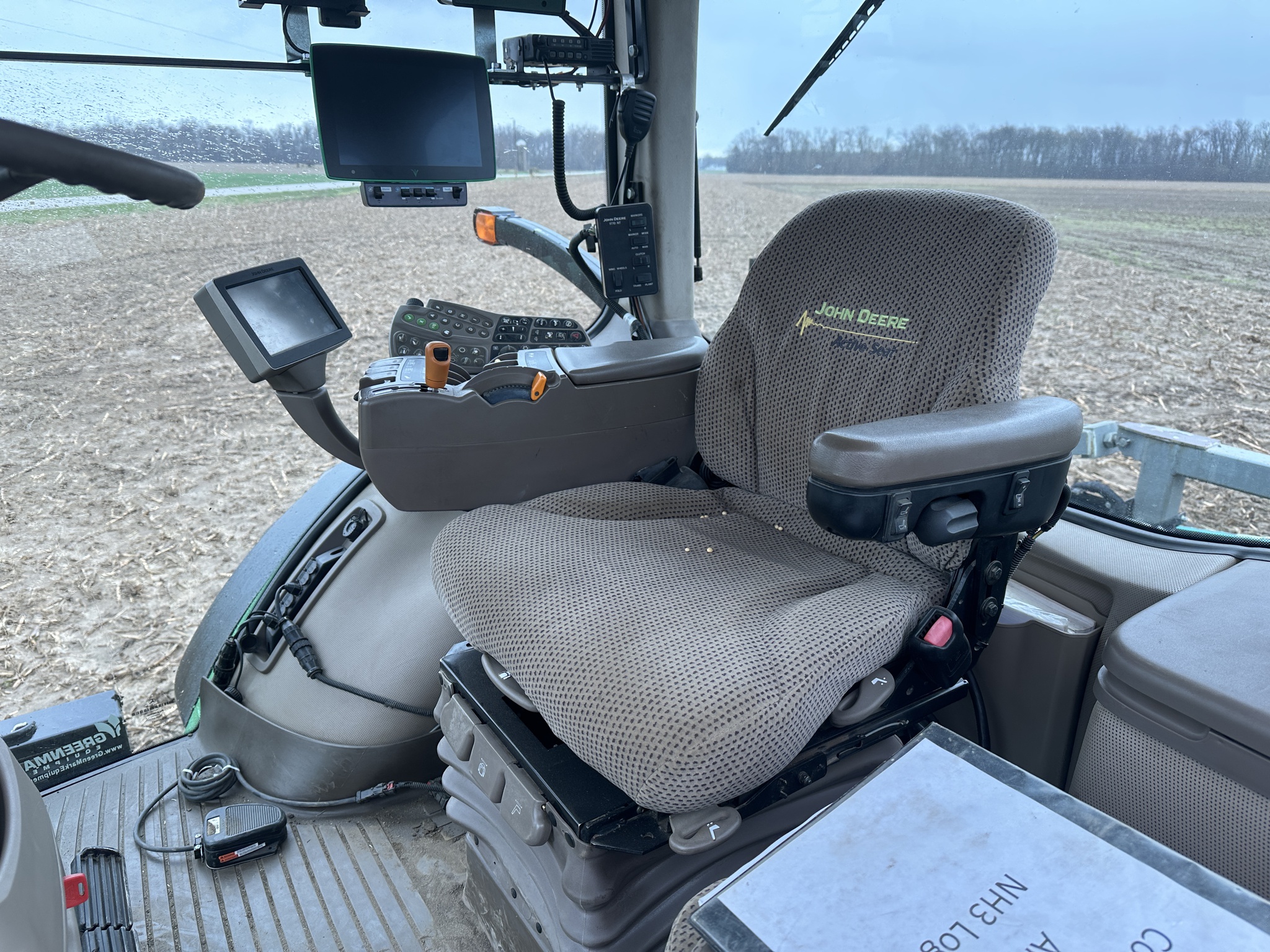 2013 John Deere 8310R Image 5