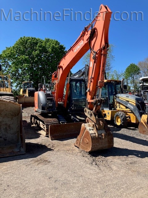 2016 Hitachi ZX135US-5 | Excavators | MachineFinder