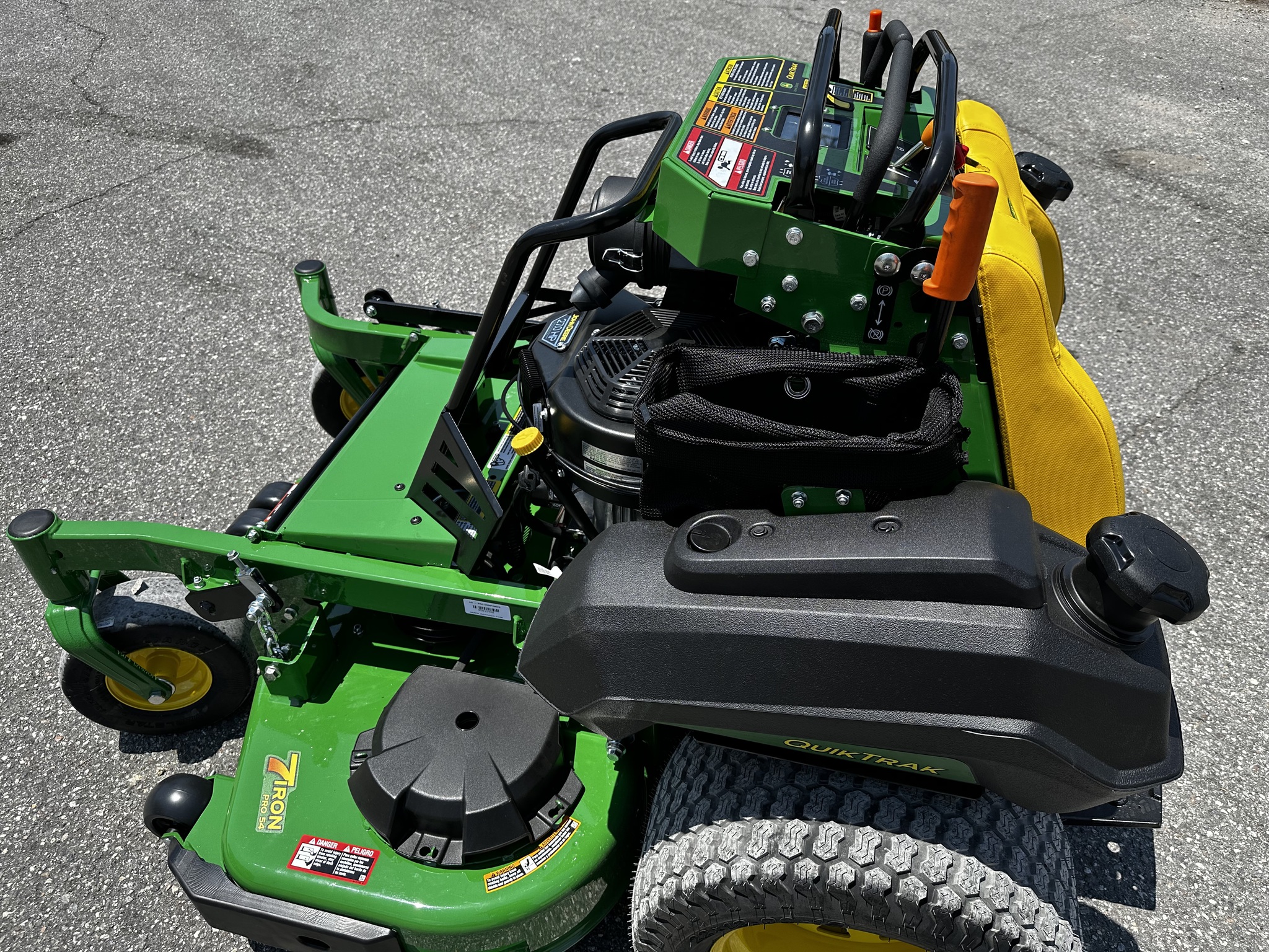 2025 John Deere Q850M Image 3