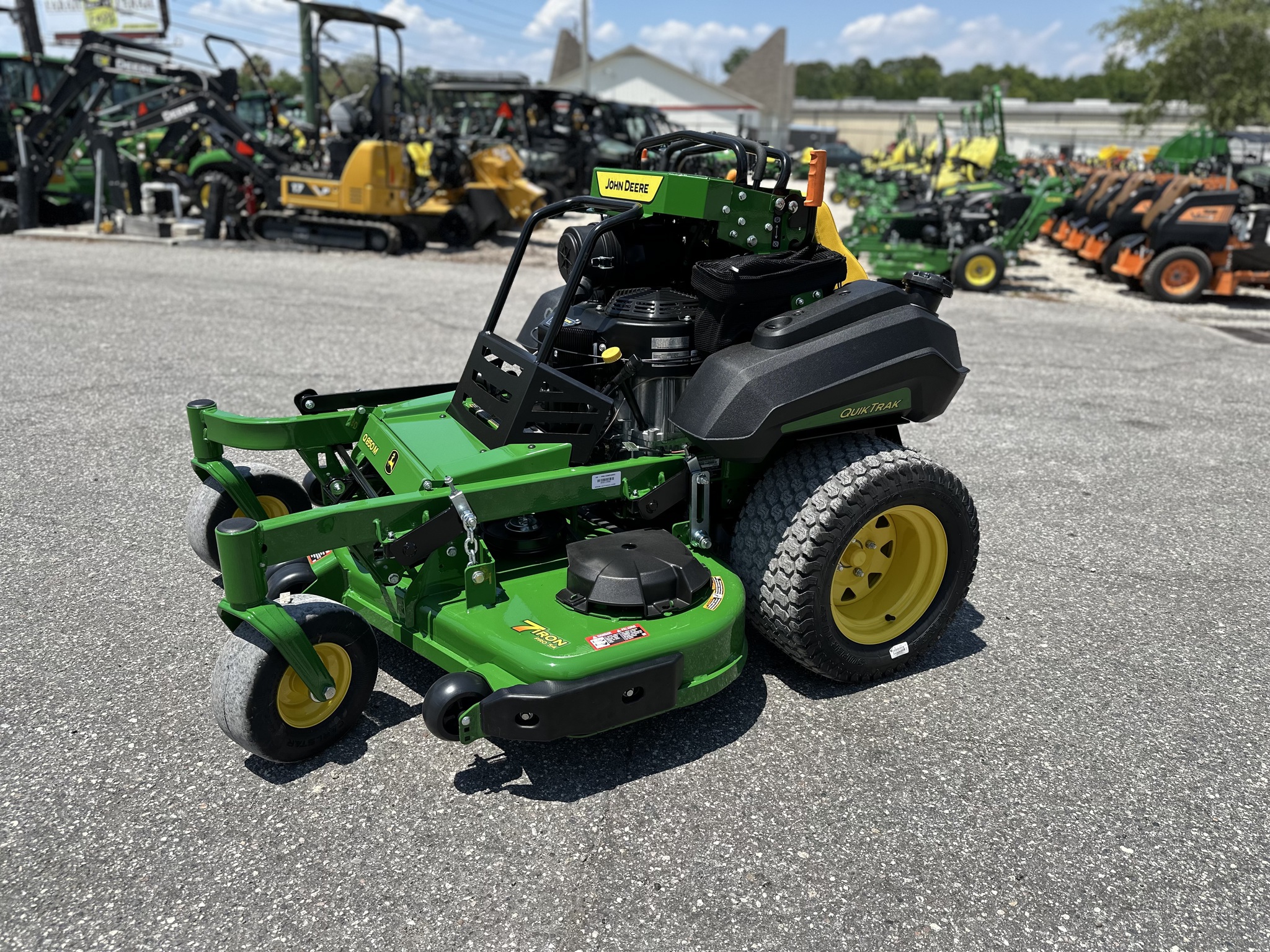 2025 John Deere Q850M Image 1