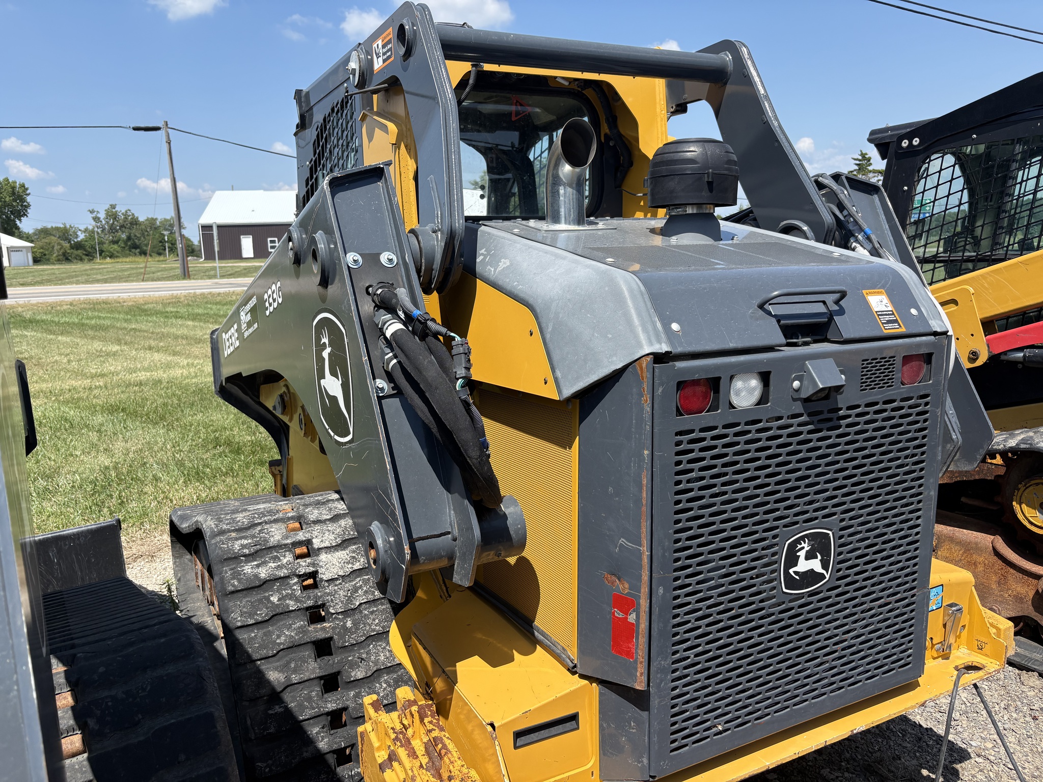 2021 John Deere 333G Image 5