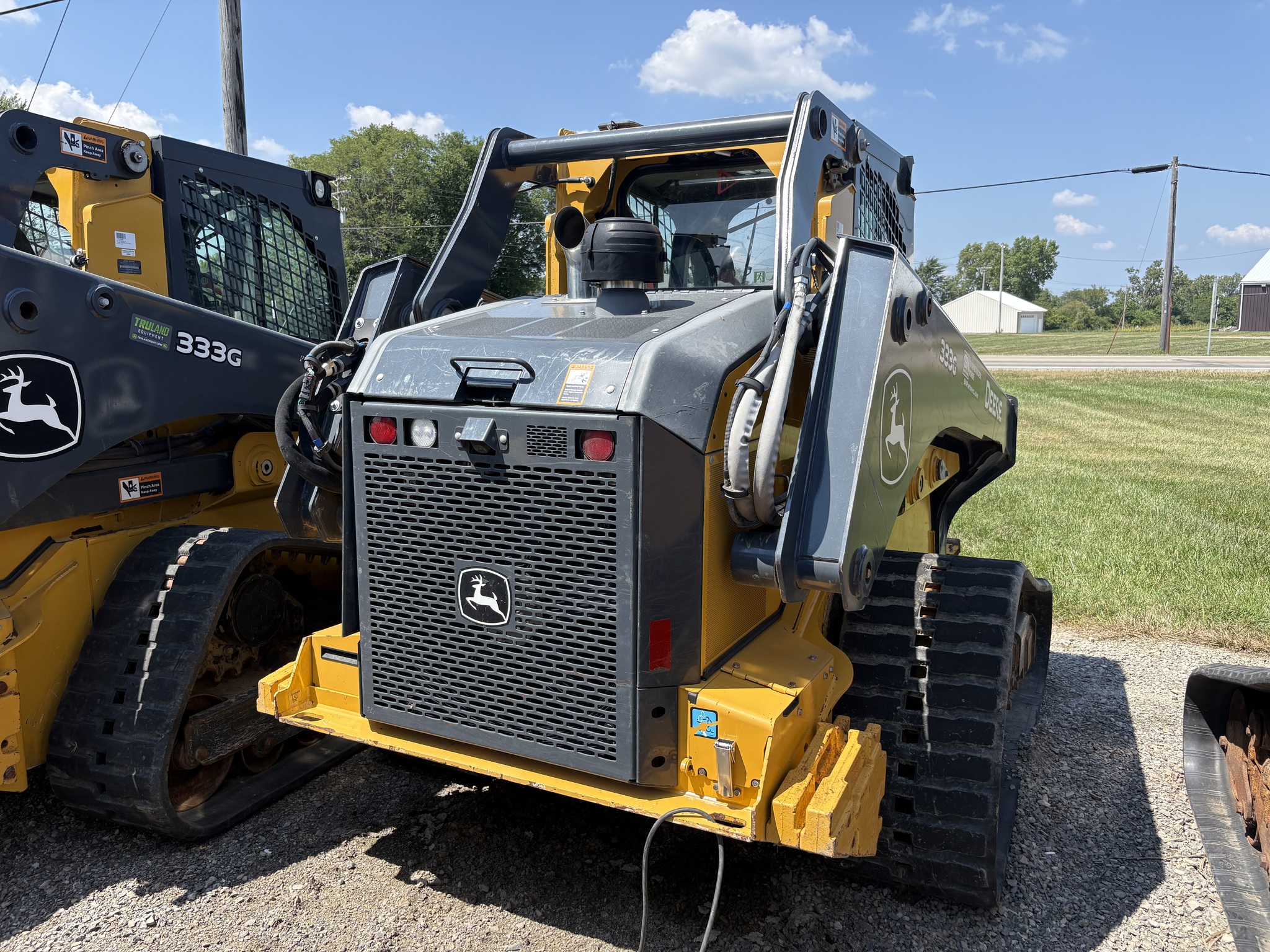 2021 John Deere 333G Image 4