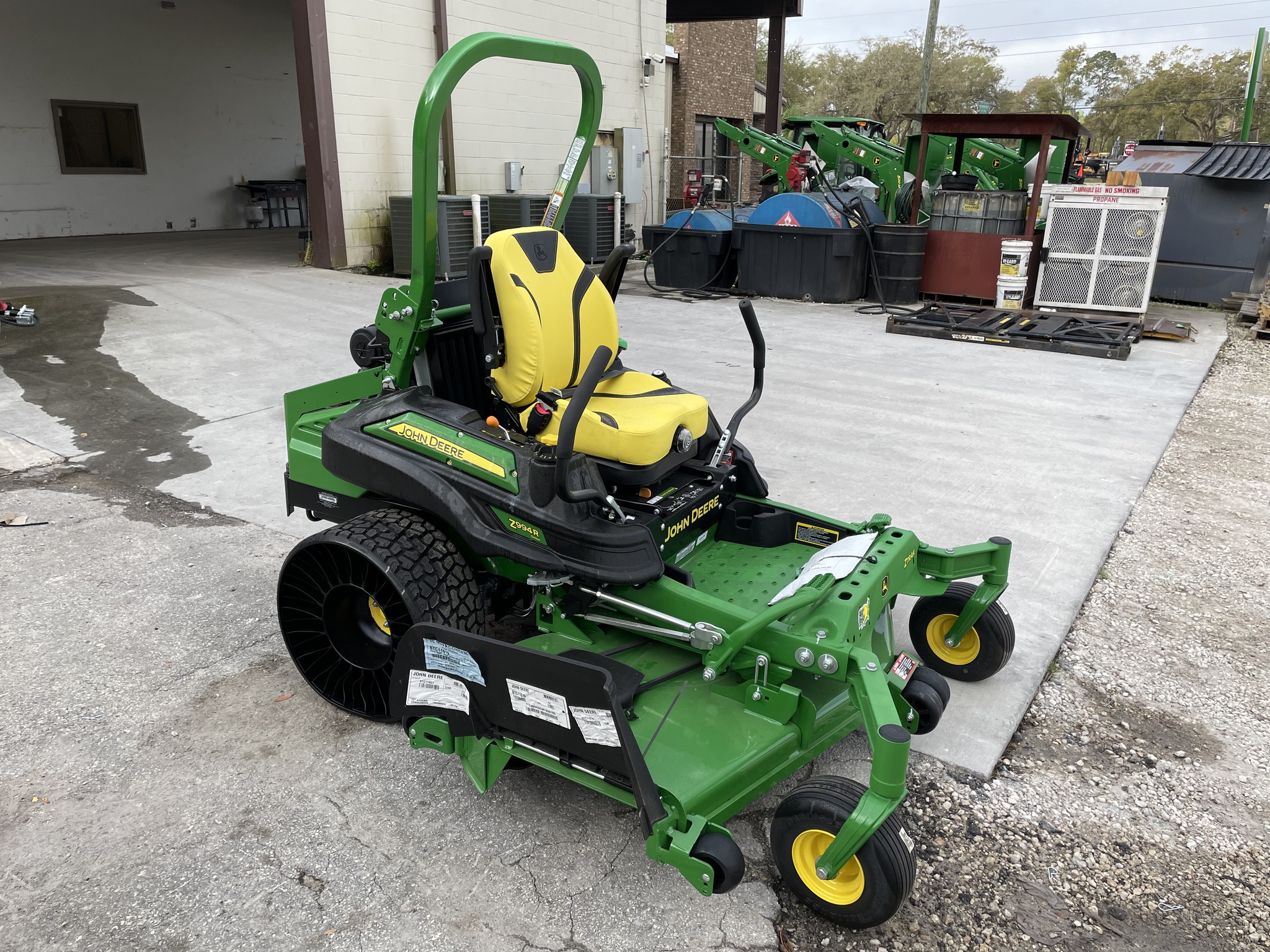 2025 John Deere Z994R Image 2