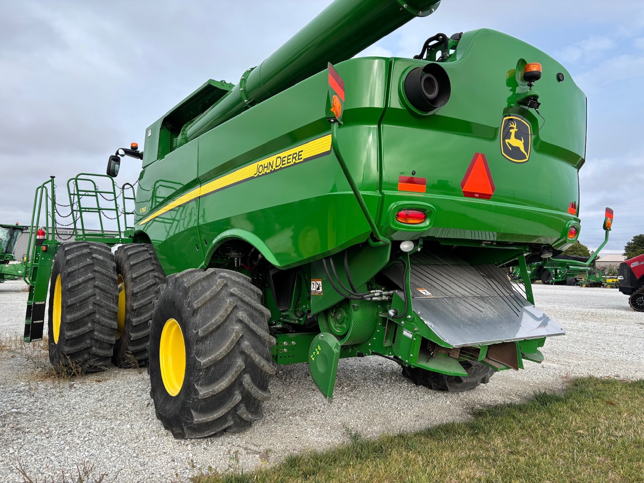  2019 John Deere S780 at Heritage Tractor in Macomb, IL