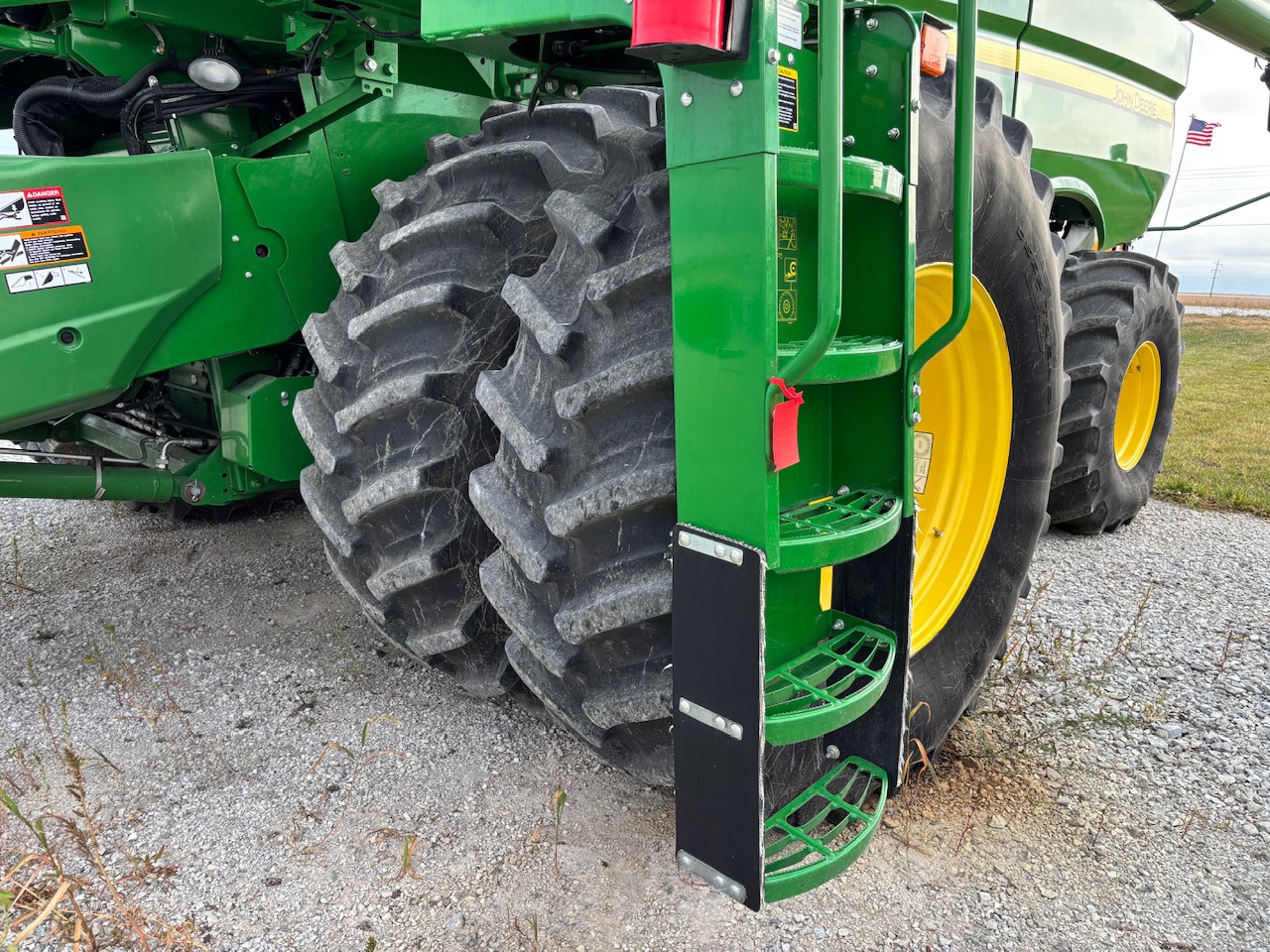  2019 John Deere S780 at Heritage Tractor in Macomb, IL