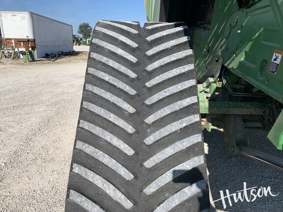 Photo of 2024 John Deere X9 1100