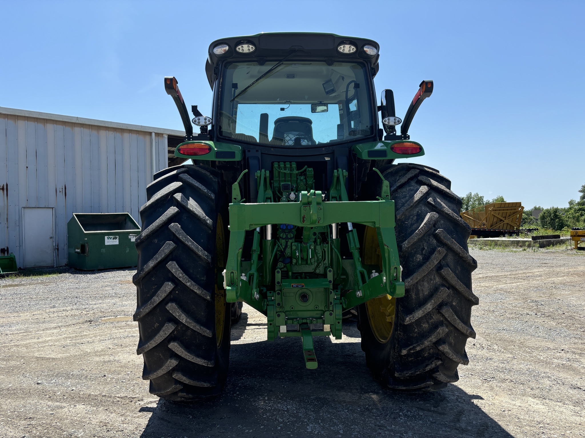 2024 John Deere 6R 215 Image 4