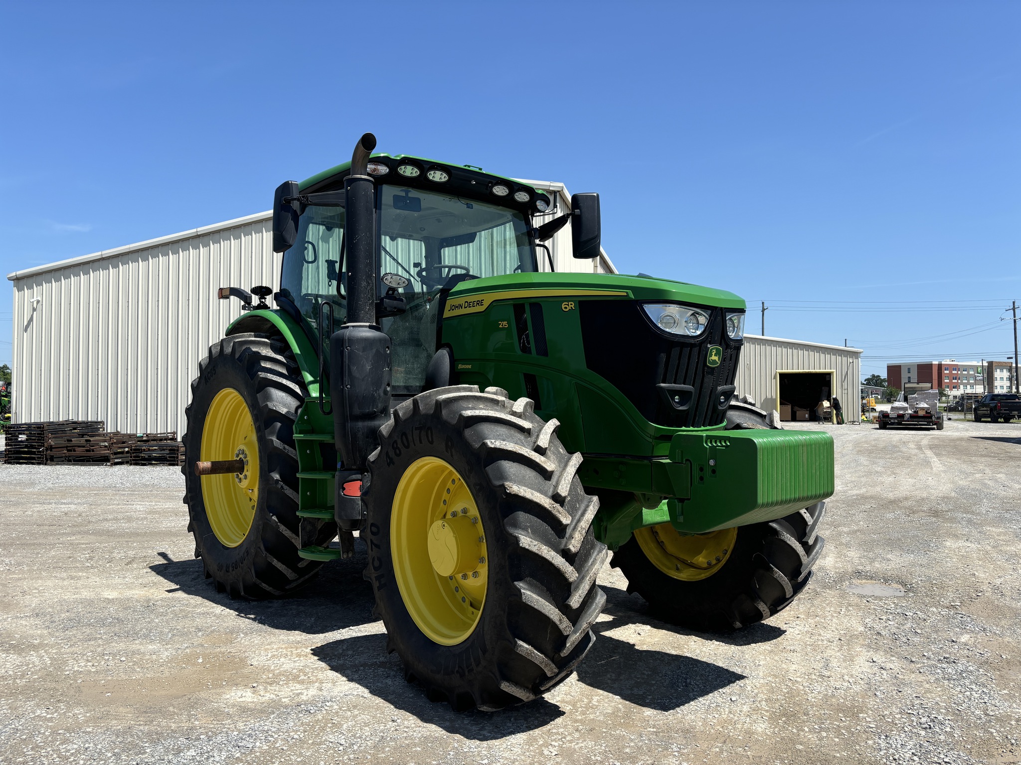 2024 John Deere 6R 215 Image 8