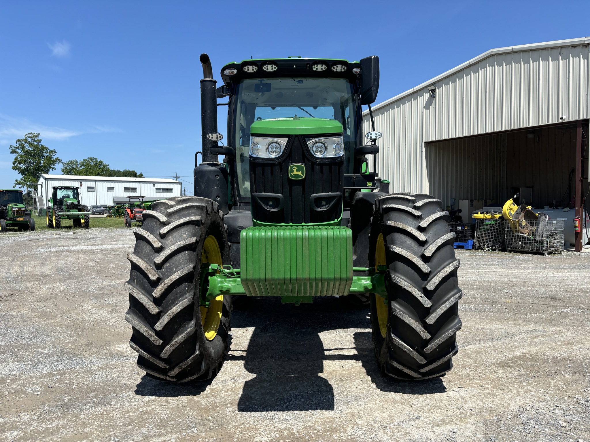 2024 John Deere 6R 215 Image 9
