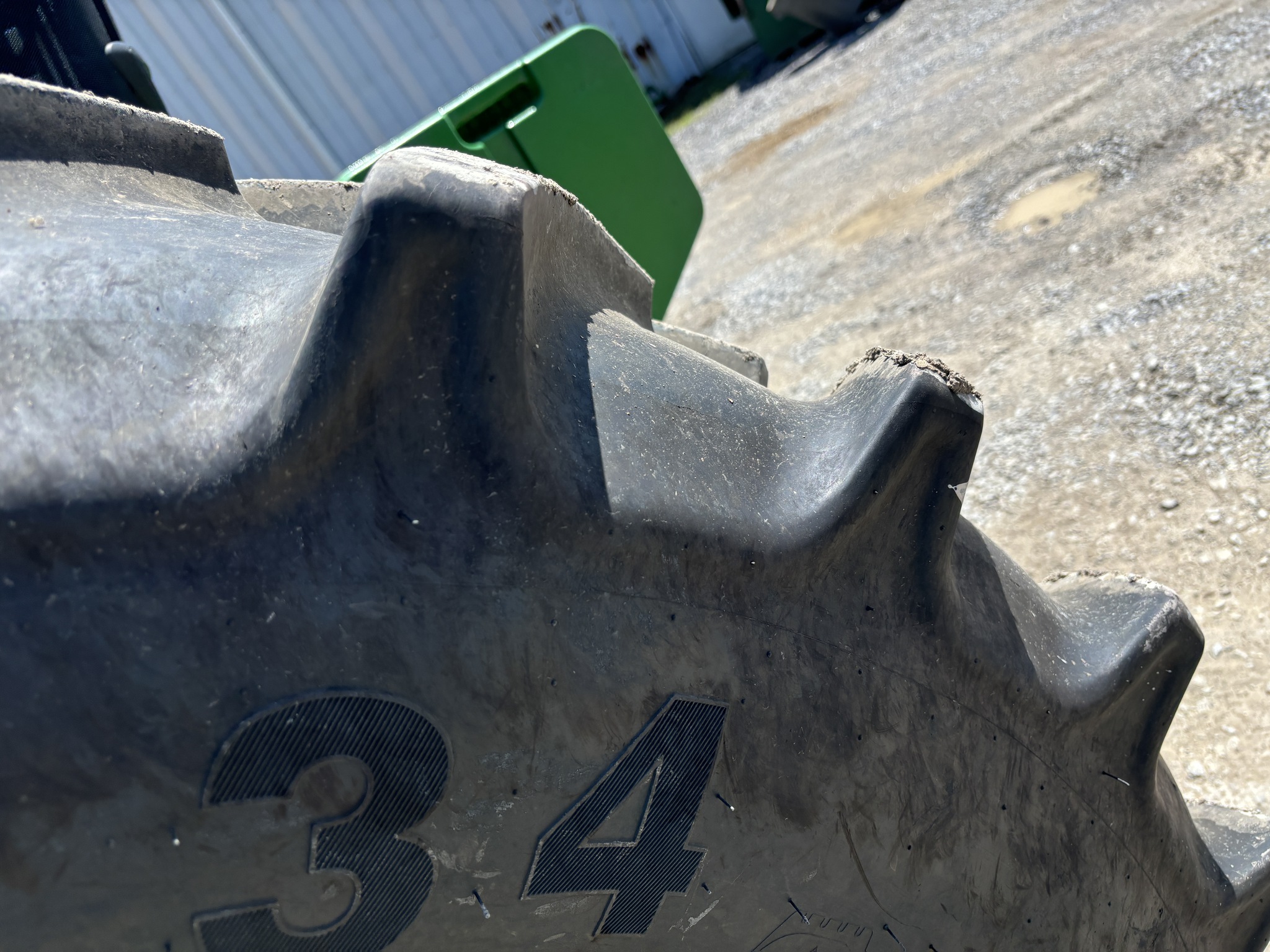 2024 John Deere 6R 215 Image 21