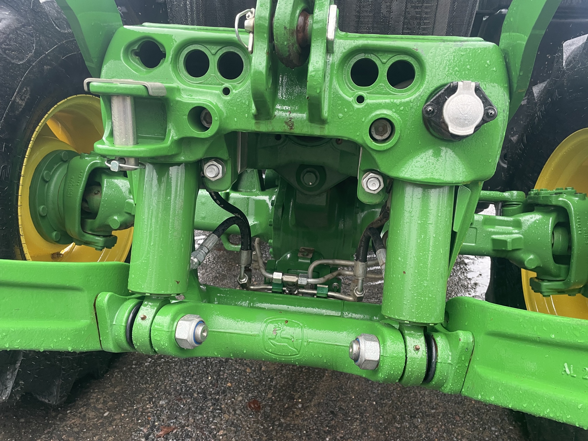 2020 John Deere 6110M Image 11