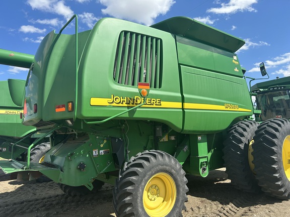 2003 John Deere 9750 STS (3rd thumbnail)