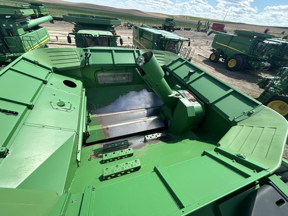 2003 John Deere 9750 STS (28th thumbnail)