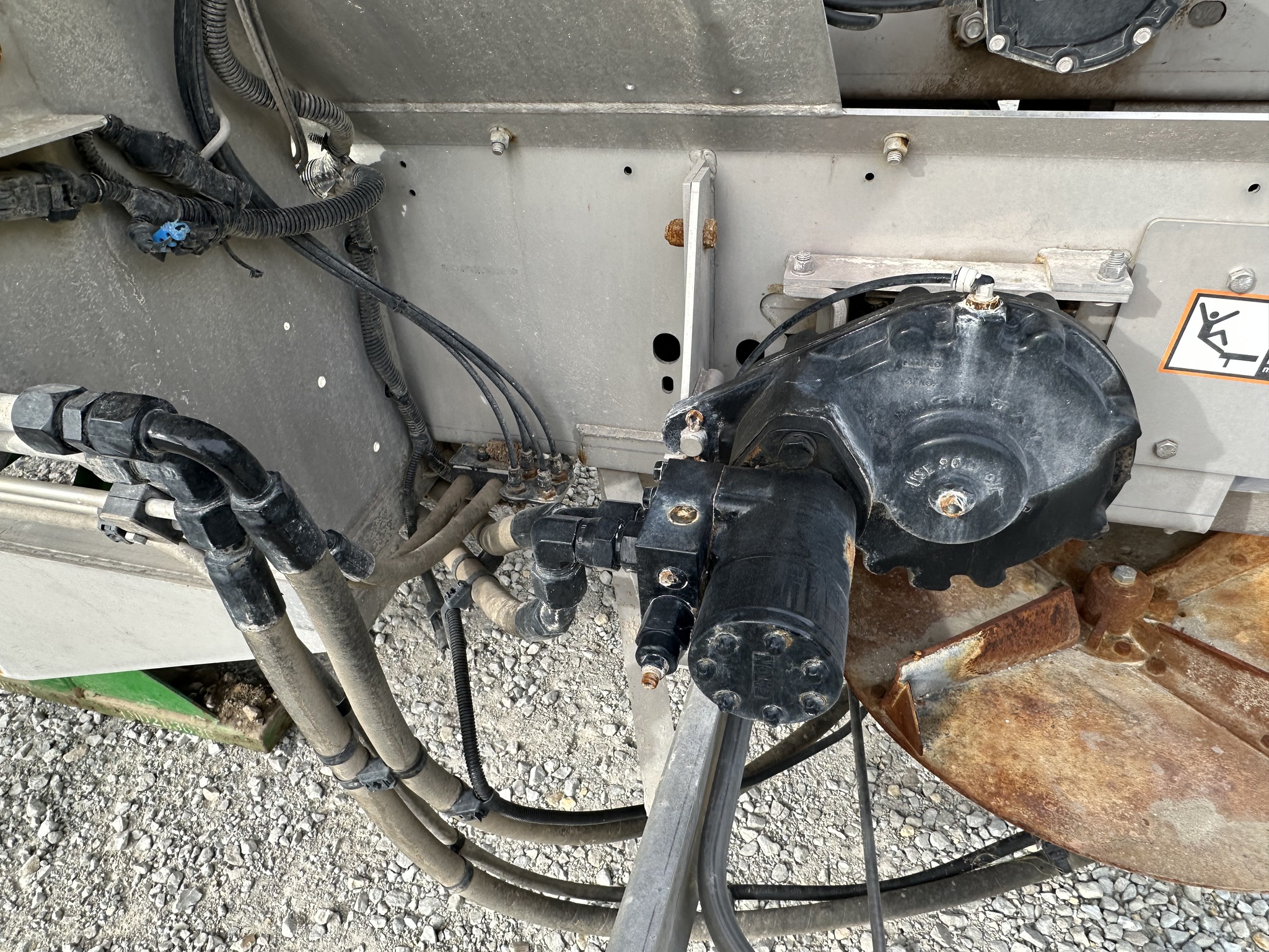 2022 John Deere DS30 Image 9