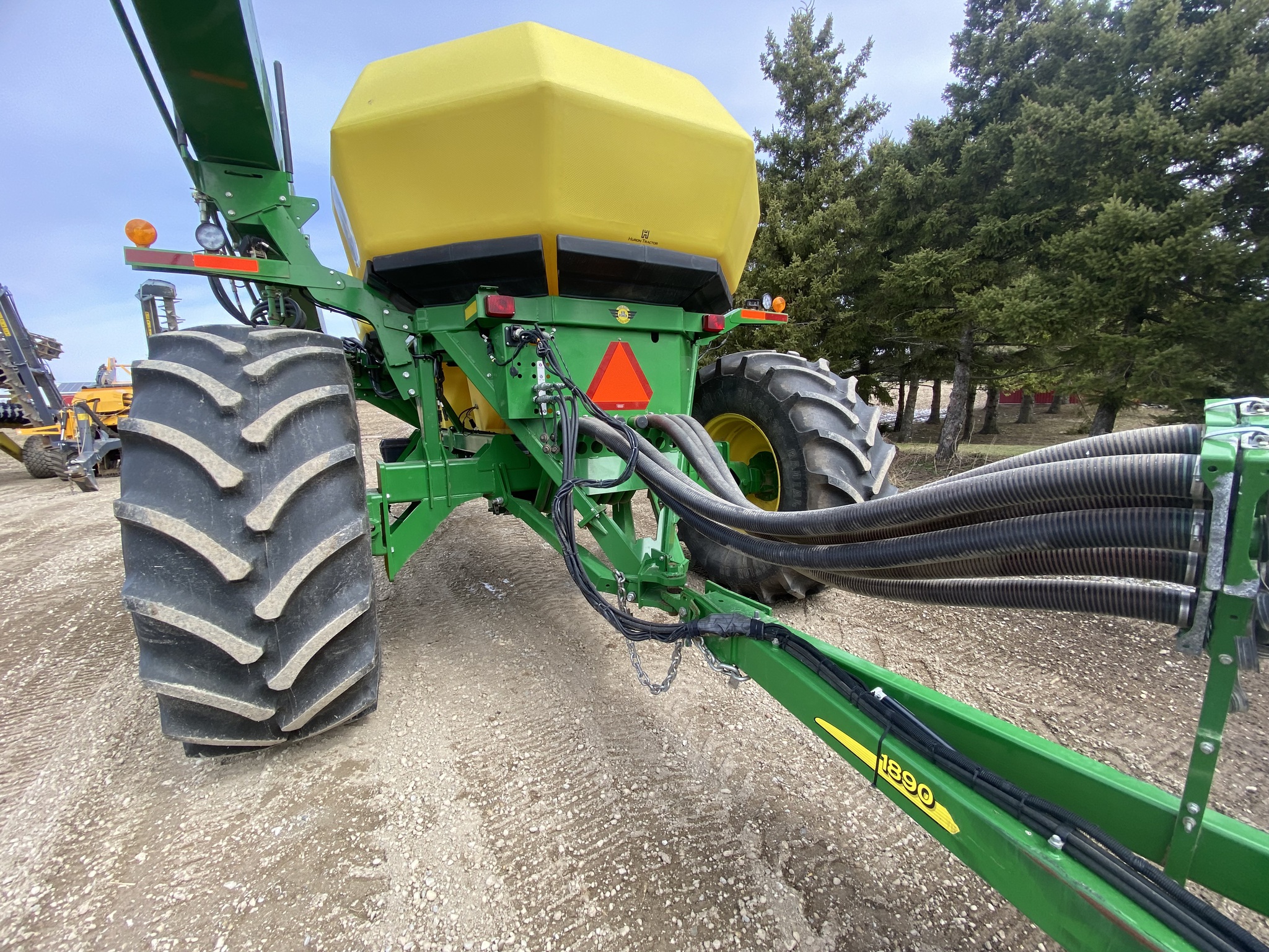 2019 John Deere 1890 Image 4