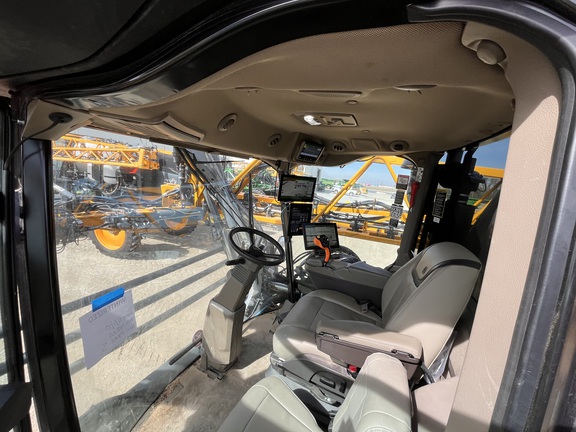 2025 Hagie STS12 - Photo24