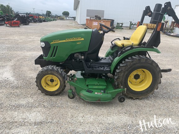Photo of 2010 John Deere 2320