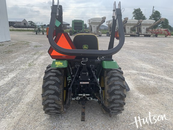 Photo of 2010 John Deere 2320
