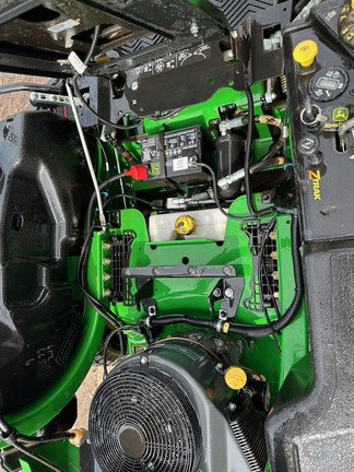 Photo of 2015 John Deere Z930R