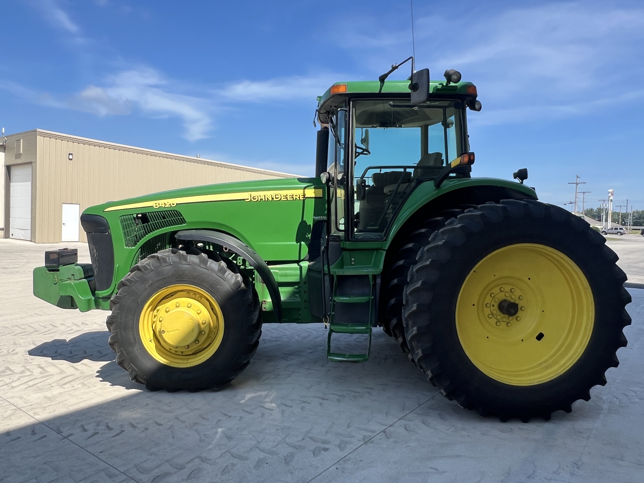 2004 John Deere 8420 Image 6