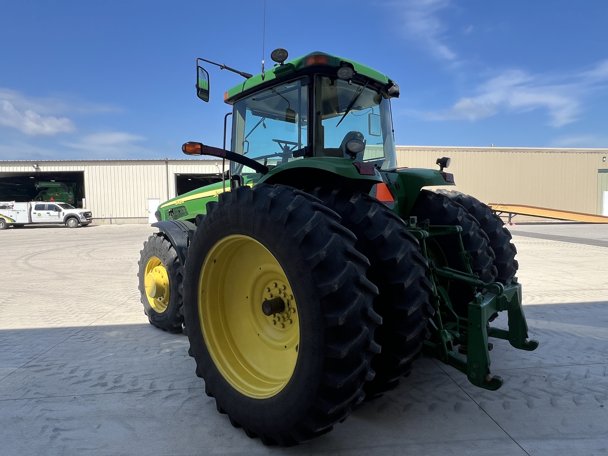 2004 John Deere 8420 Image 5