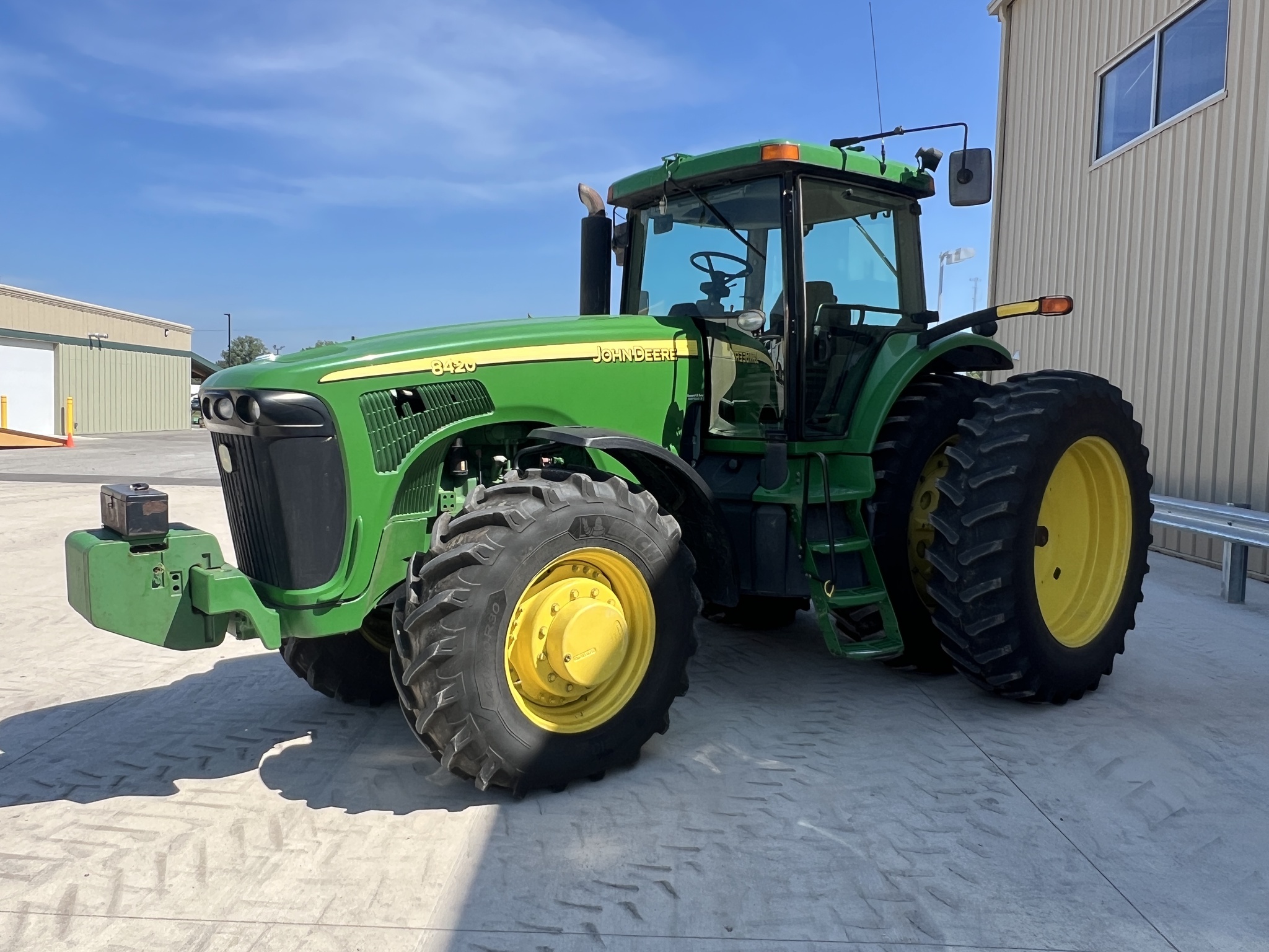2004 John Deere 8420 Image 7