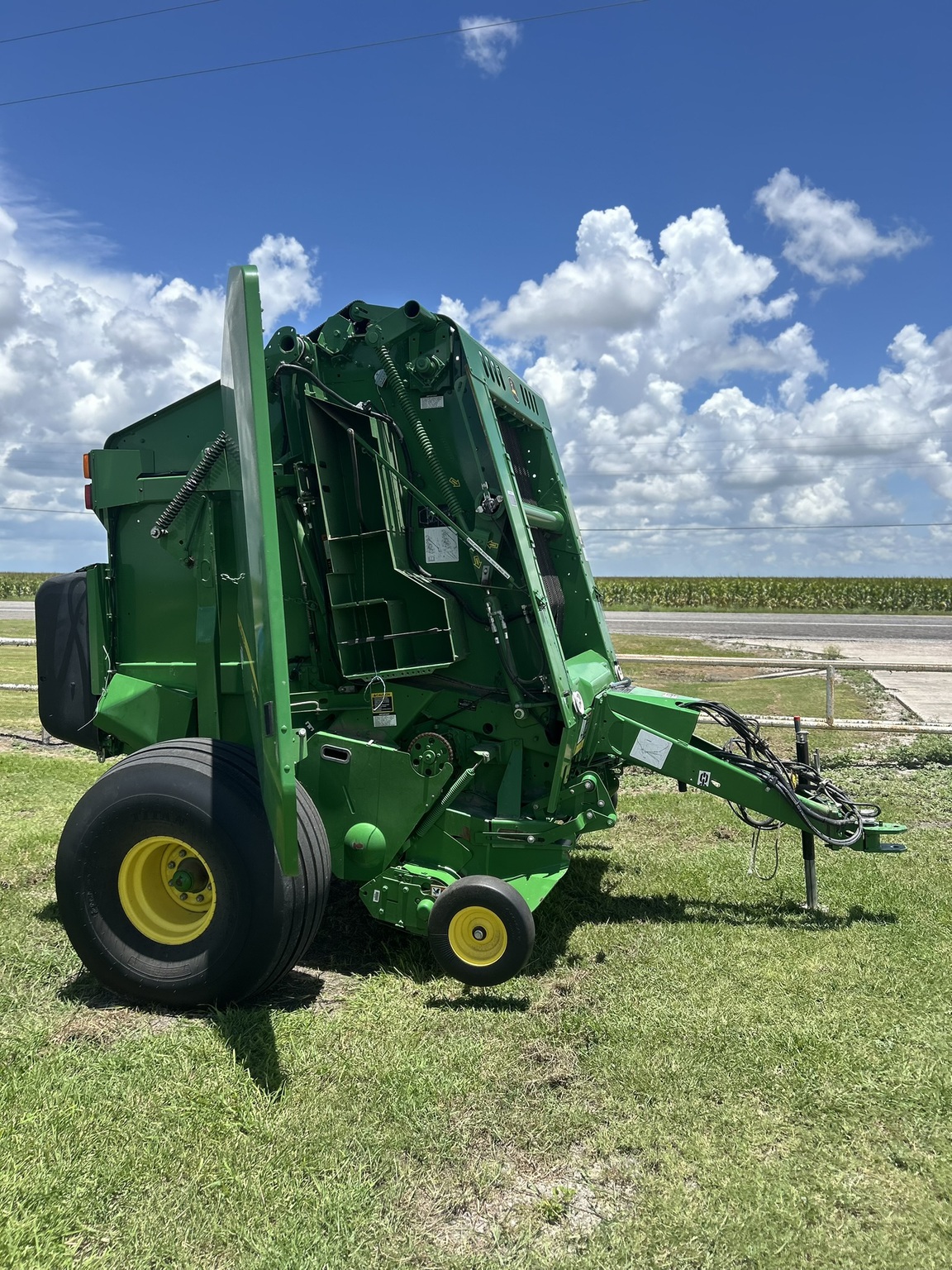 2022 John Deere 460M Image 2