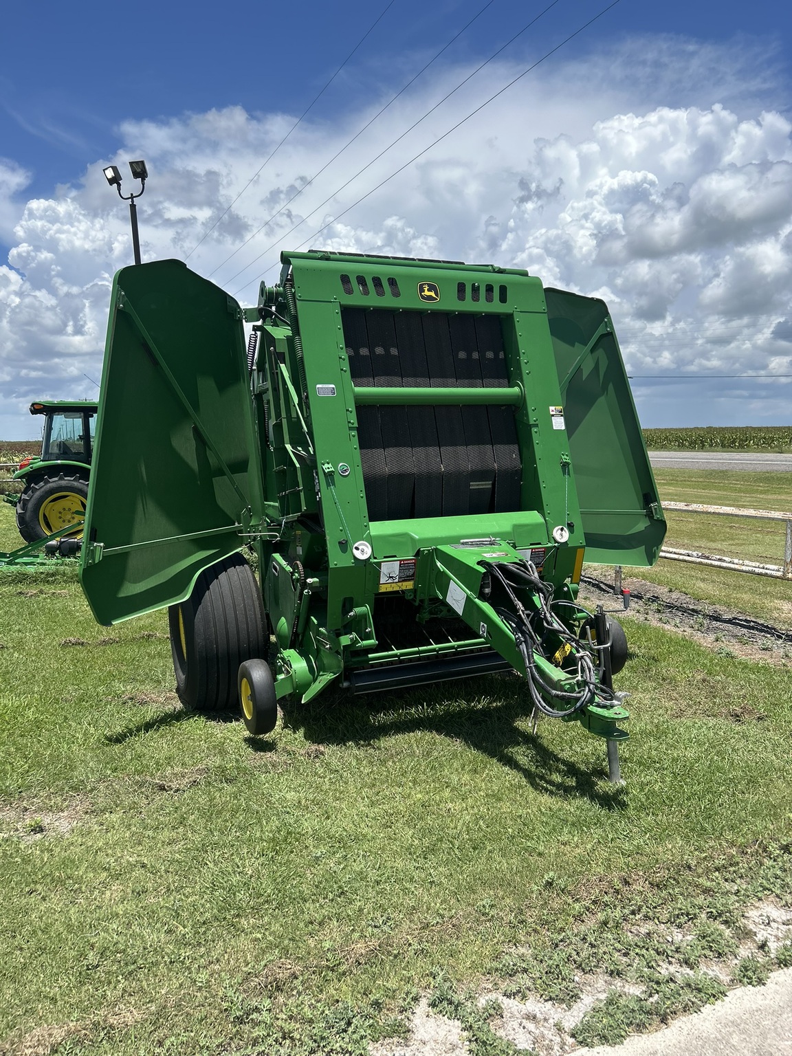 2022 John Deere 460M Image 1