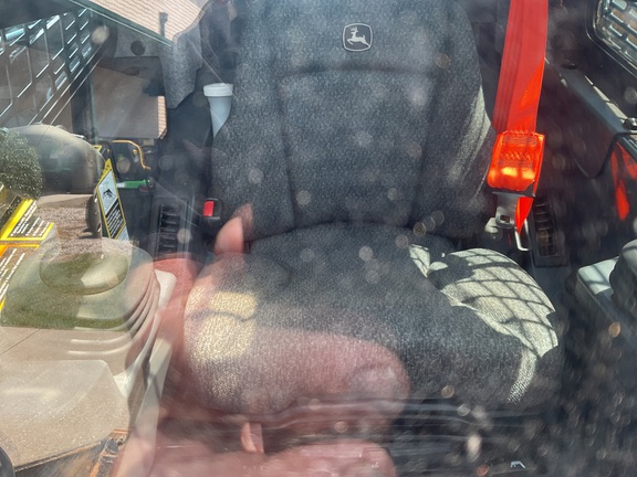 2023 John Deere 325G Photo 5