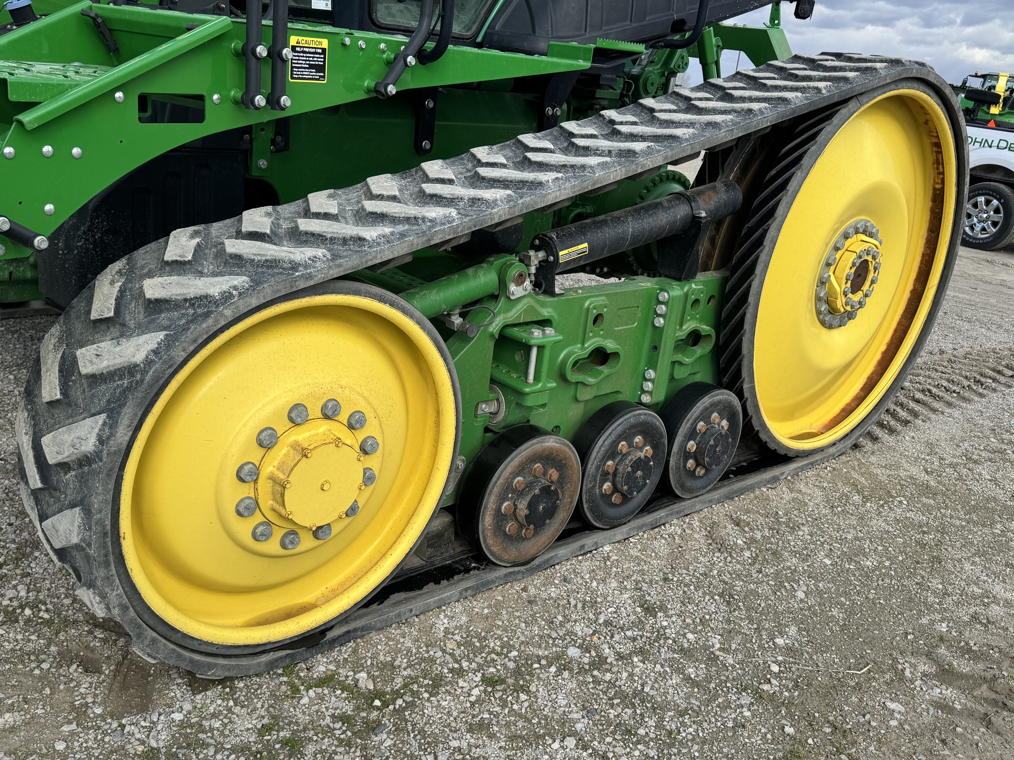 2014 John Deere 8320RT Image 7