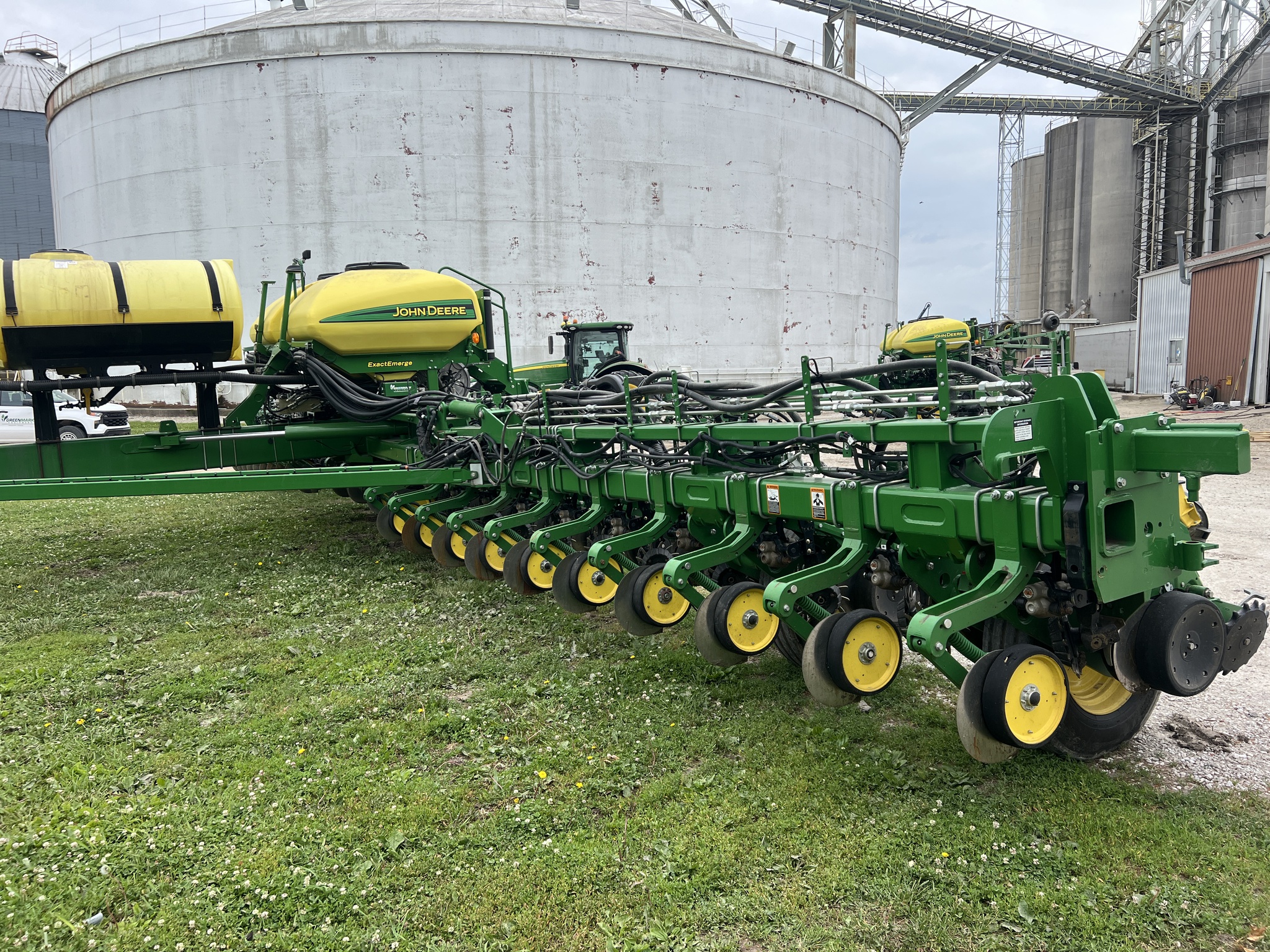 2021 John Deere 1775NT Image 1