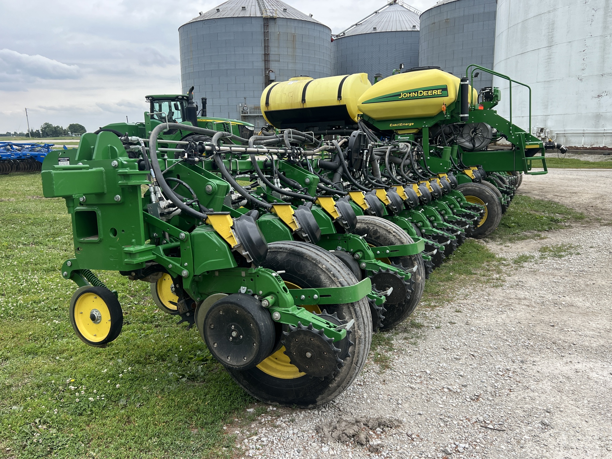 2021 John Deere 1775NT Image 3