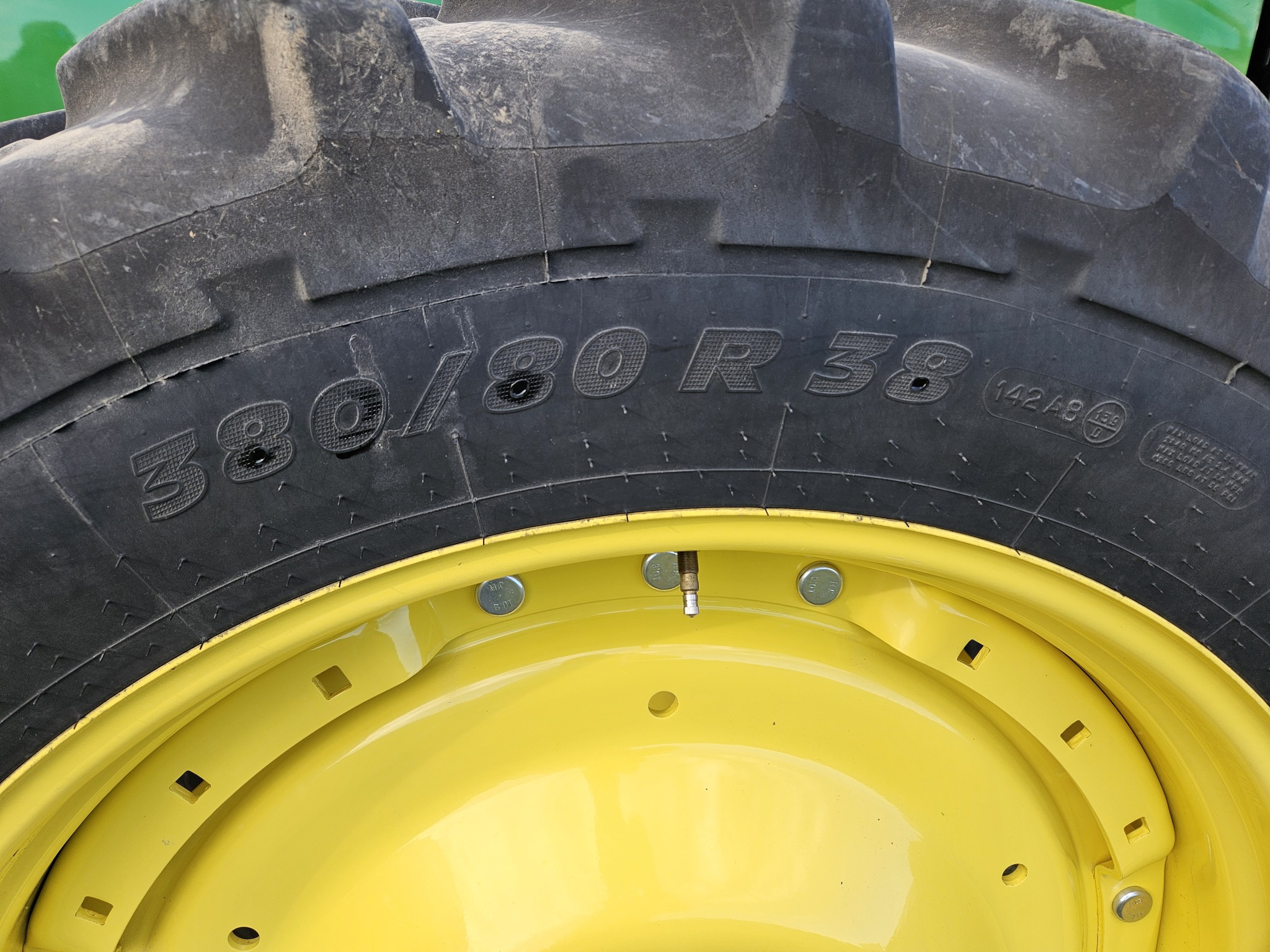 2017 John Deere 8295R Image 14