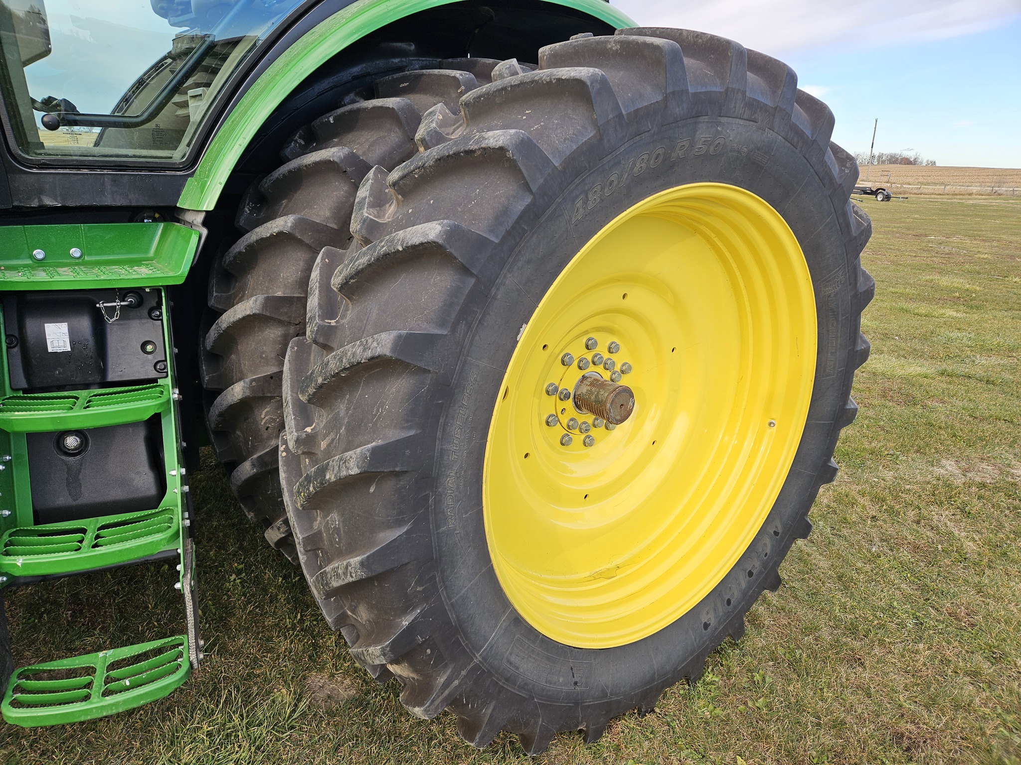 2017 John Deere 8295R Image 15