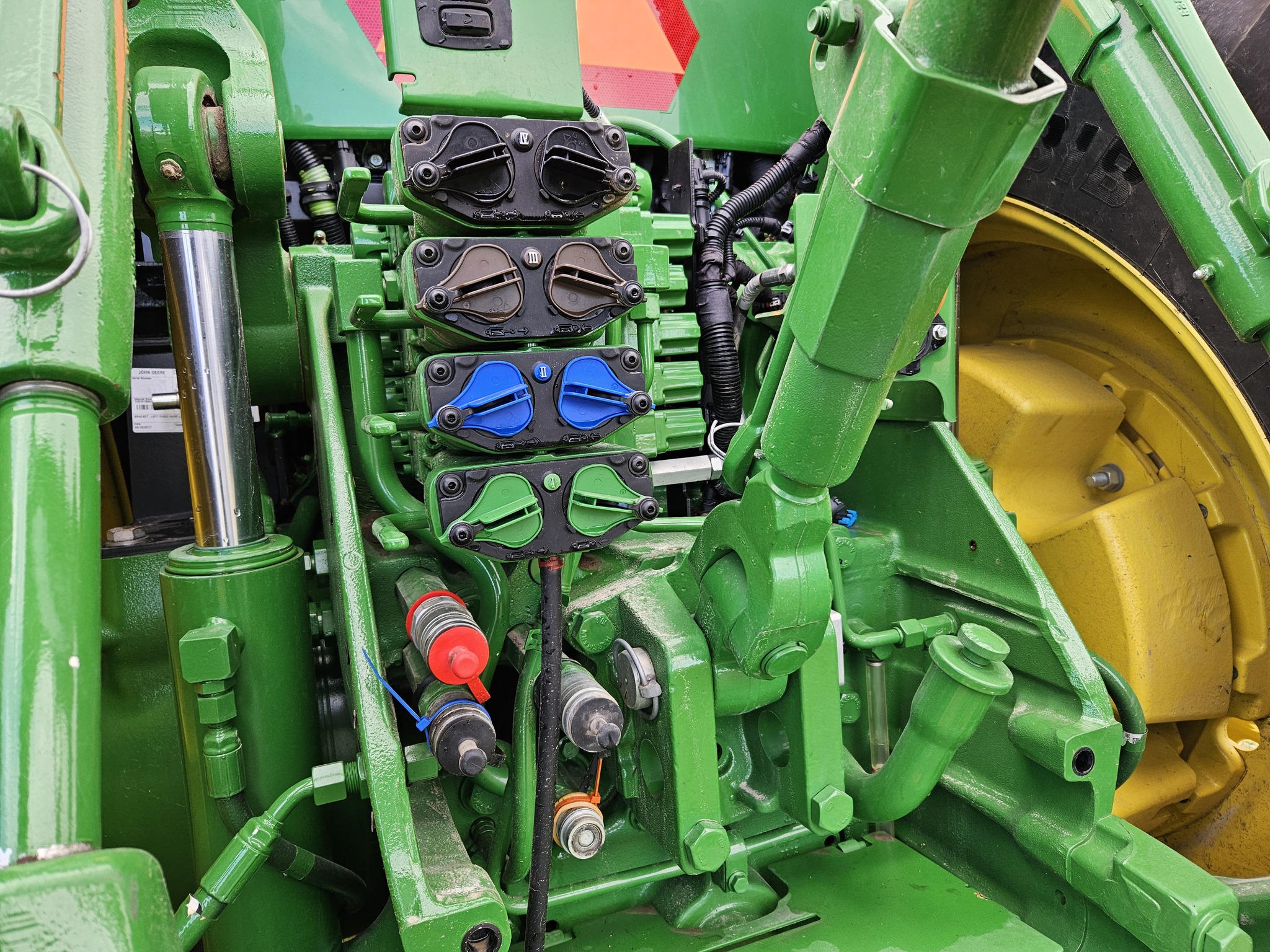 2017 John Deere 8295R Image 22