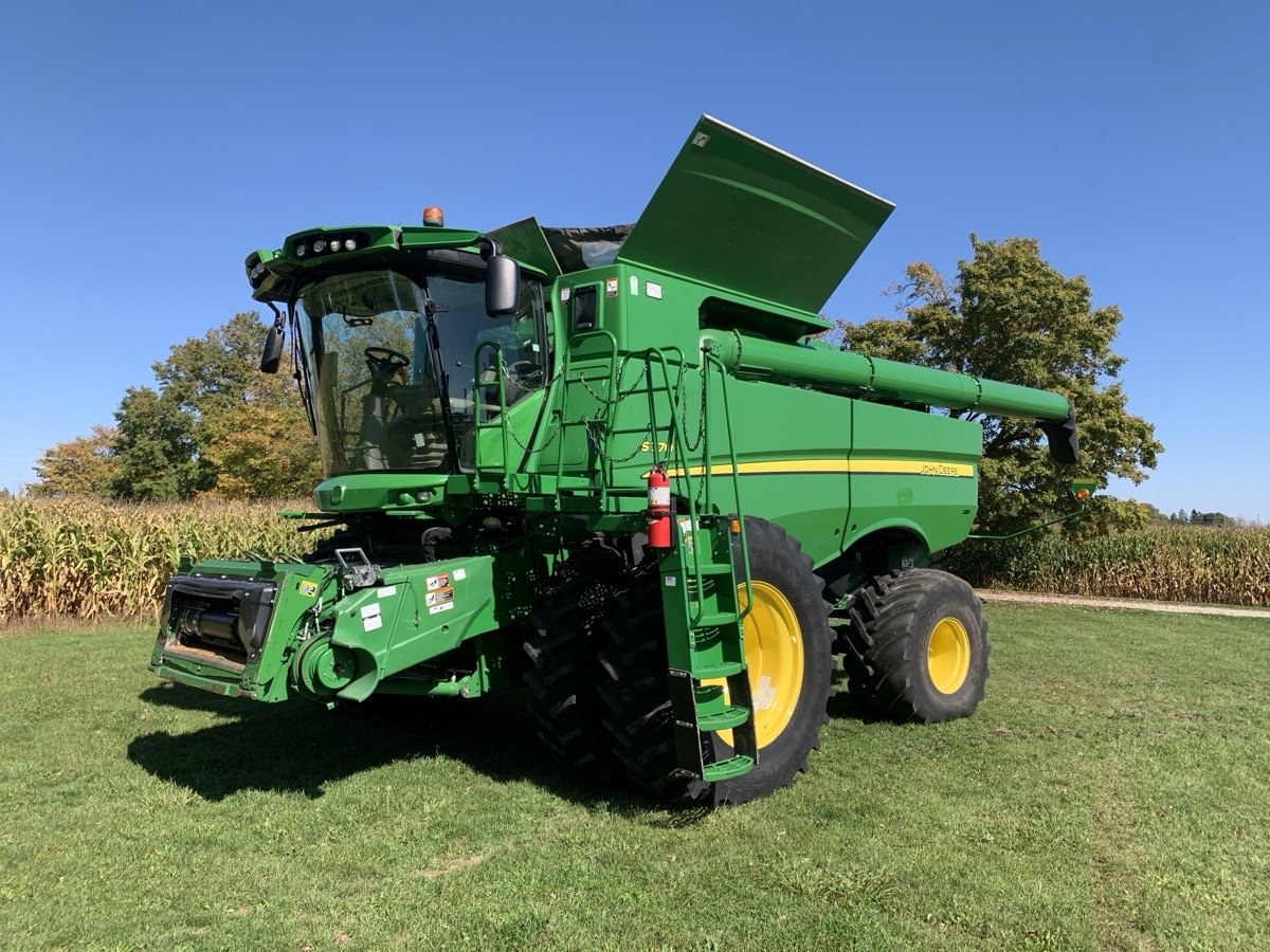 2019 John Deere S770 Image 1