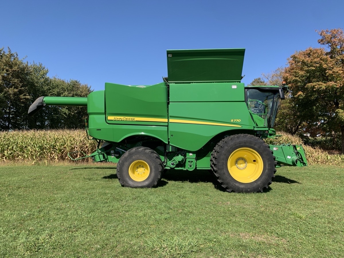 2019 John Deere S770 Image 6