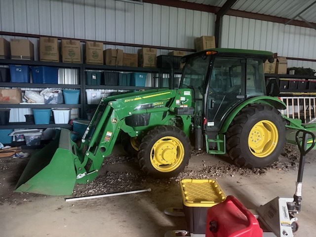 2022 John Deere 5065E Image 1