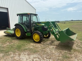2022 John Deere 5065E Image 4