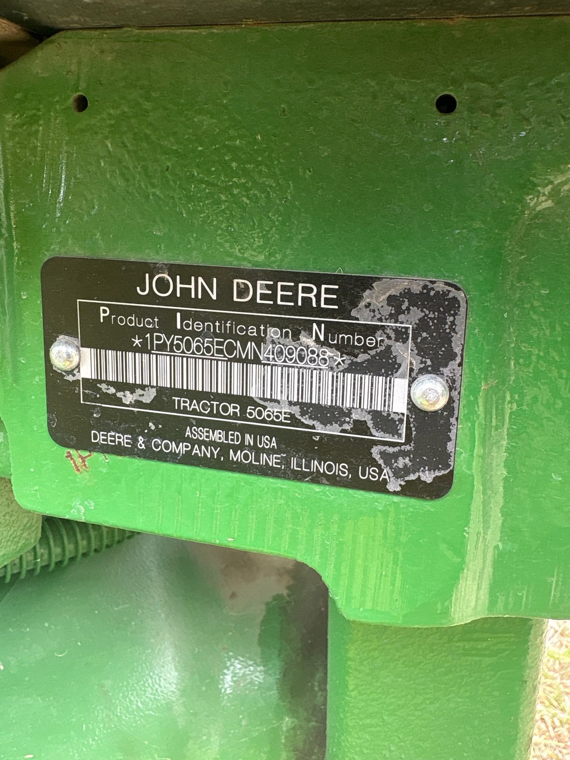 2022 John Deere 5065E Image 29