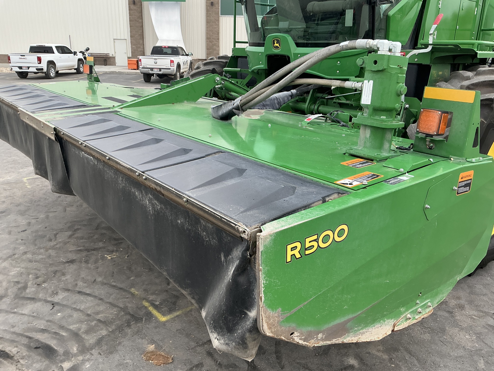 2023 John Deere W235R Image 9