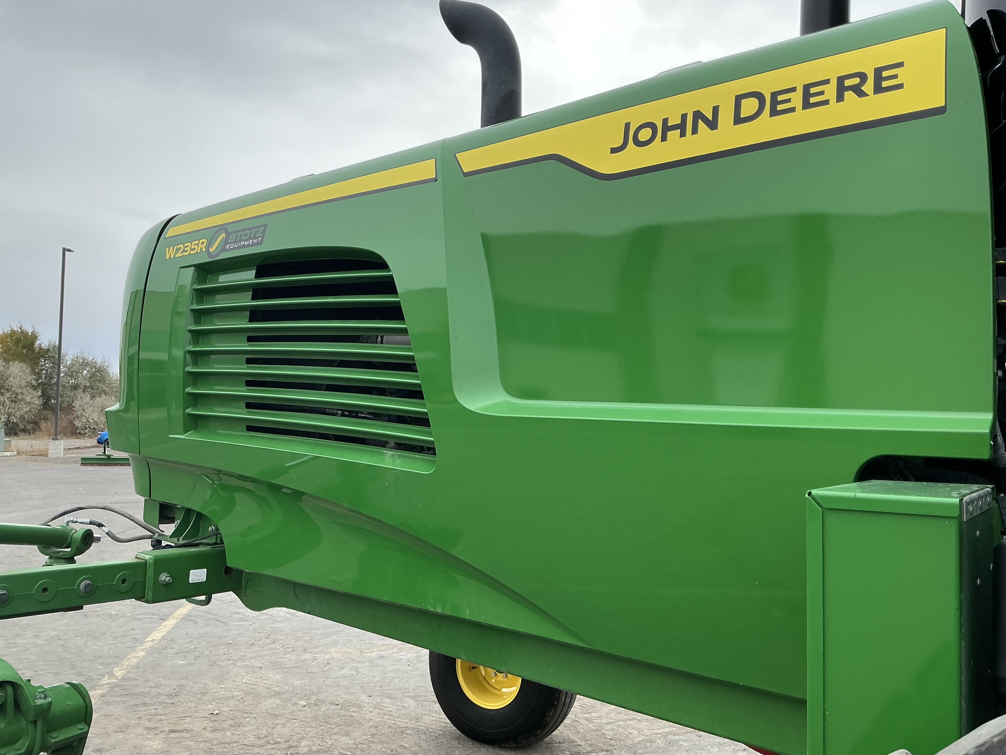 2023 John Deere W235R Image 26