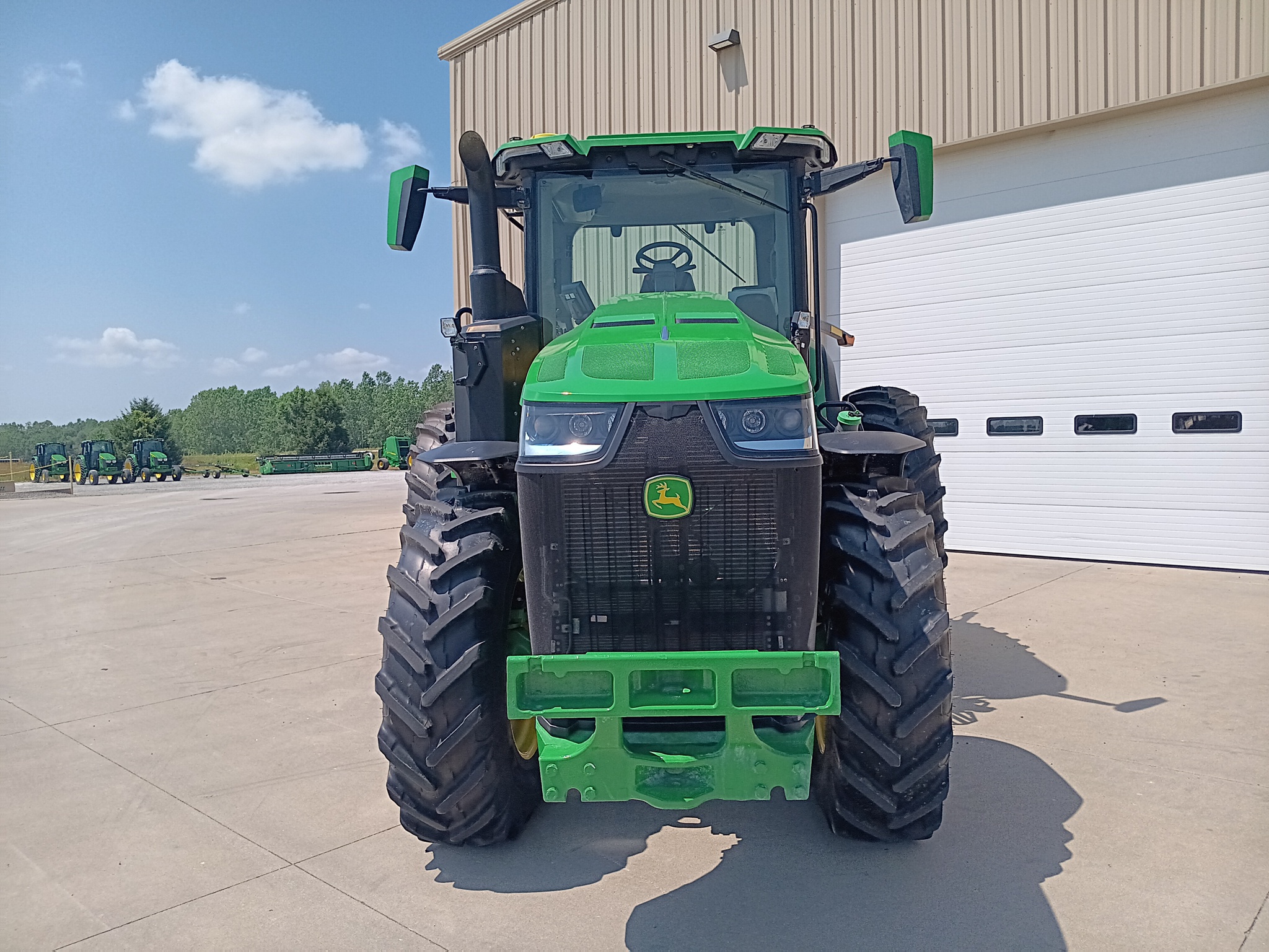 2024 John Deere 8R 250 Image 8