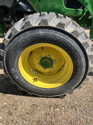 2024 John Deere 4044R (18th thumbnail)