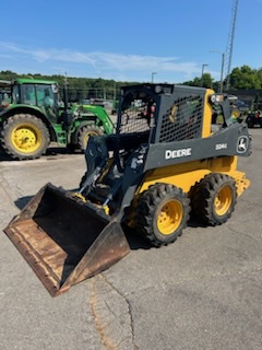 2023 John Deere 324G Image 1