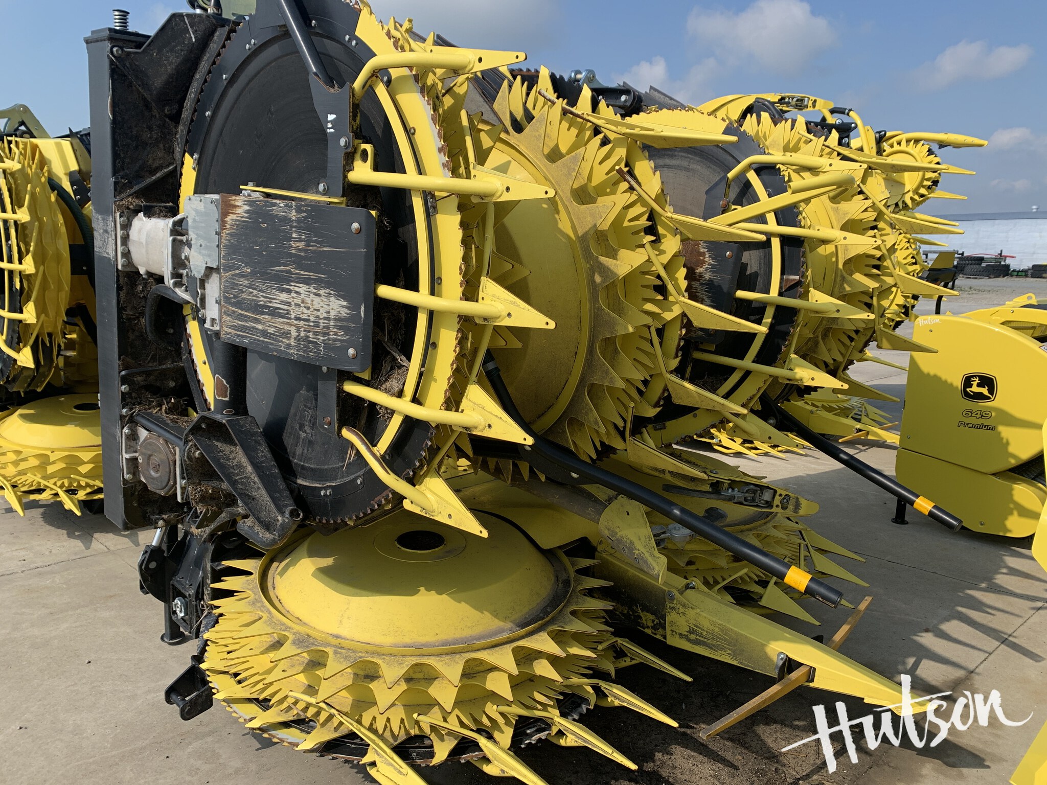 2024 John Deere 772